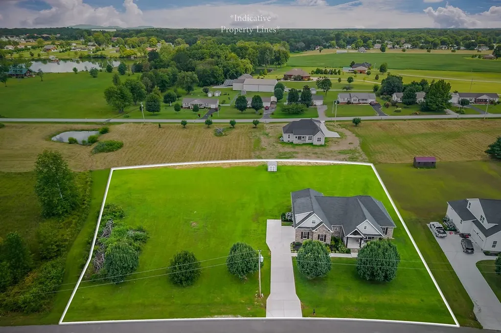 92 Hickory Grove Drive Morrison TN 37357