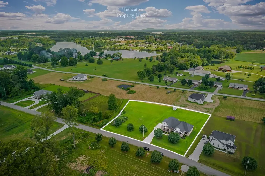 92 Hickory Grove Drive Morrison TN 37357