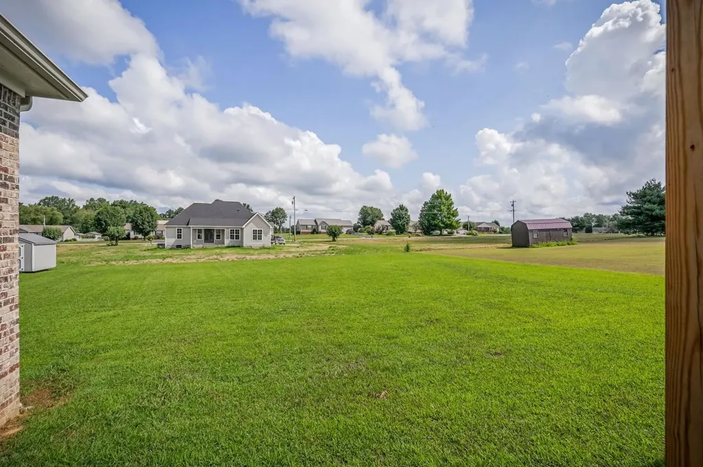 92 Hickory Grove Drive Morrison TN 37357