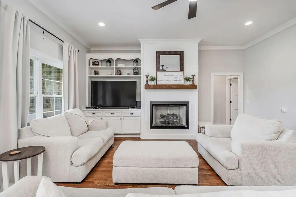 92 Hickory Grove Drive Morrison TN 37357