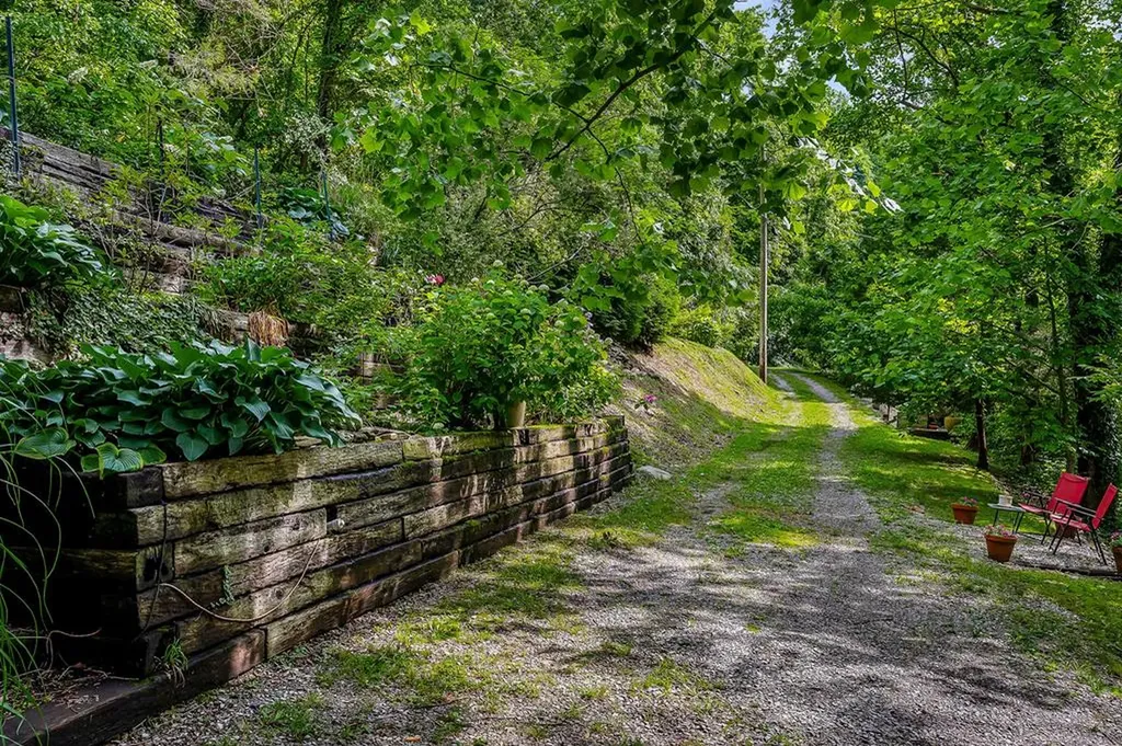 192 Askin Lane Baxter TN 38544