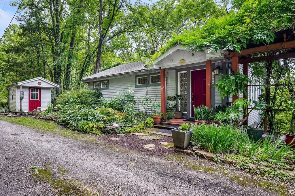 192 Askin Lane Baxter TN 38544