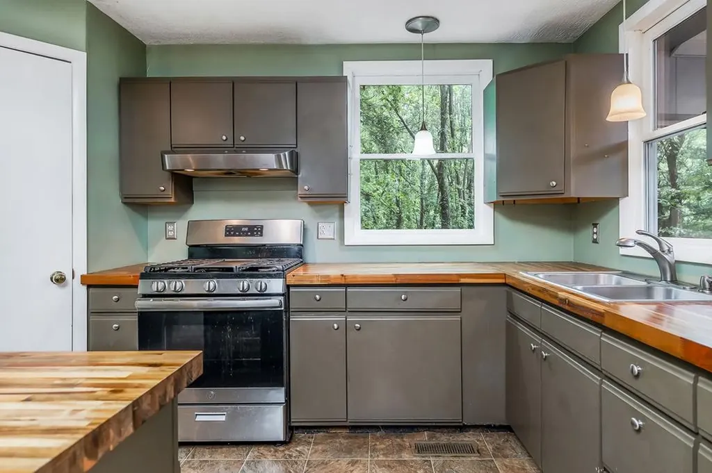 192 Askin Lane Baxter TN 38544