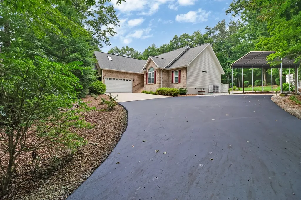 1115 Sunset Ridge Drive Crossville TN 38571