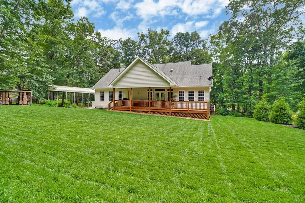 1115 Sunset Ridge Drive Crossville TN 38571