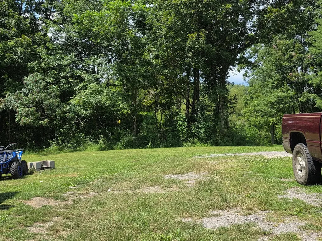 2783 Glade Creek Road Sparta TN 38583