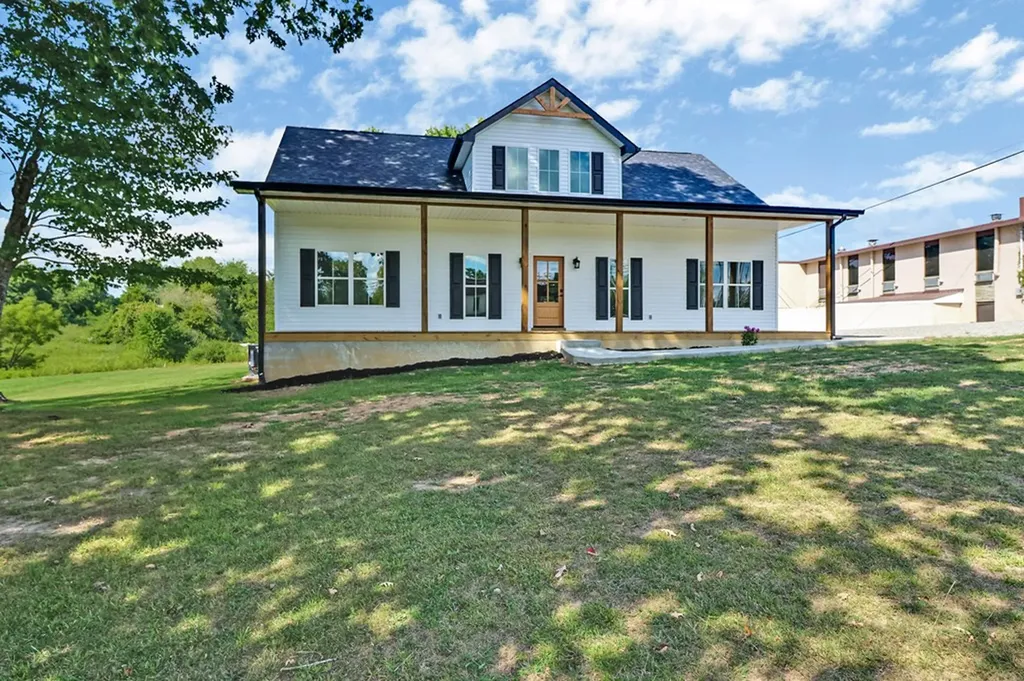 103 N Duncan Street Jamestown TN 38556