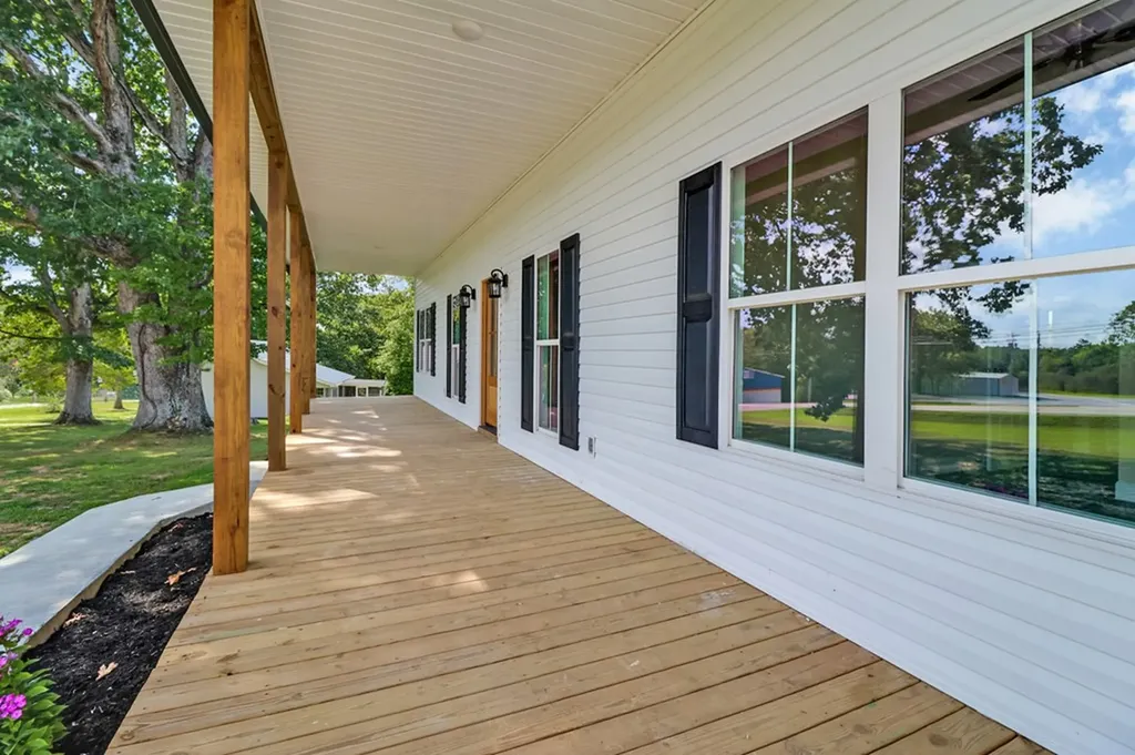 103 N Duncan Street Jamestown TN 38556