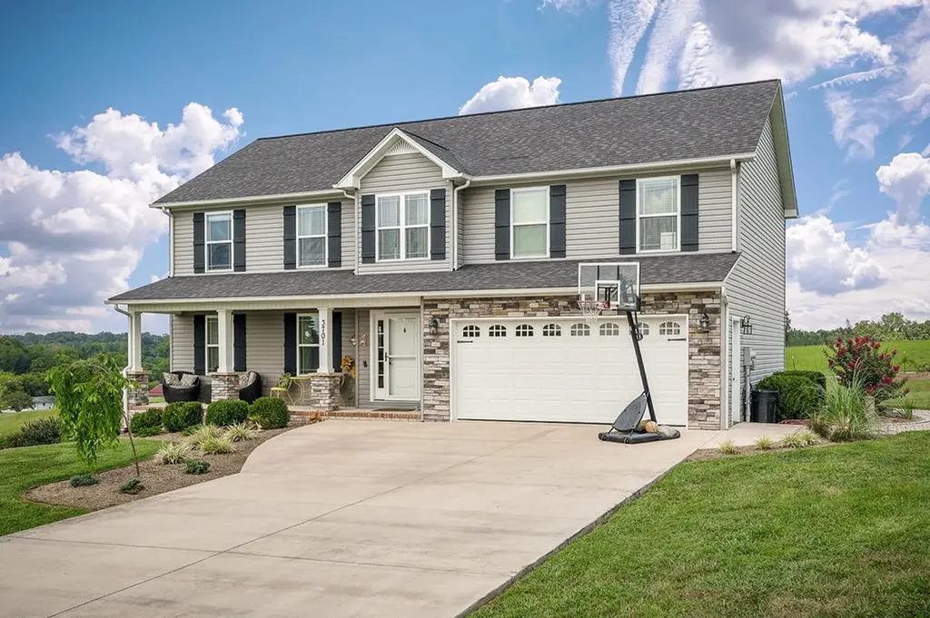 3701 Carlisle Cookeville TN 38501