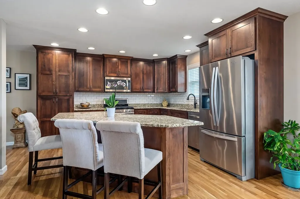 3701 Carlisle Cookeville TN 38501