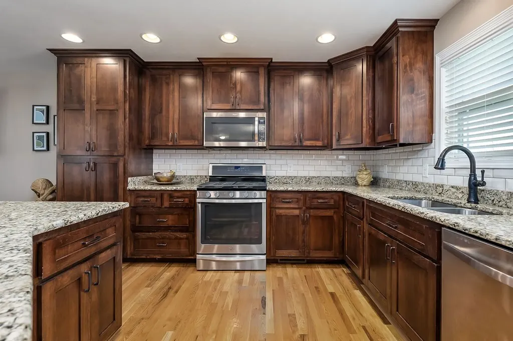 3701 Carlisle Cookeville TN 38501