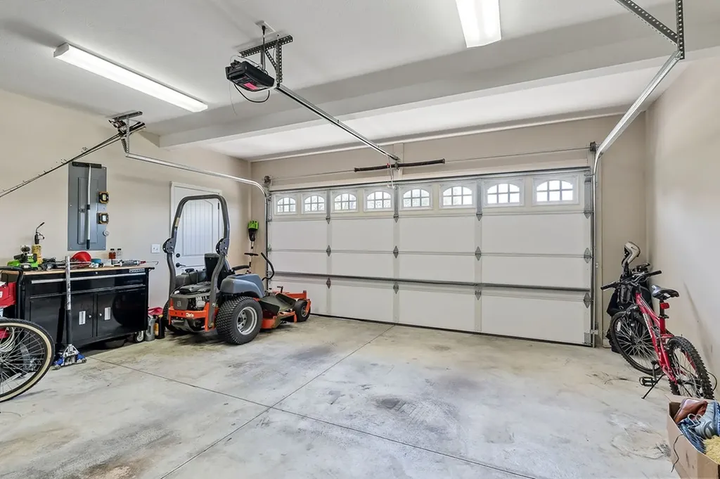 3701 Carlisle Cookeville TN 38501