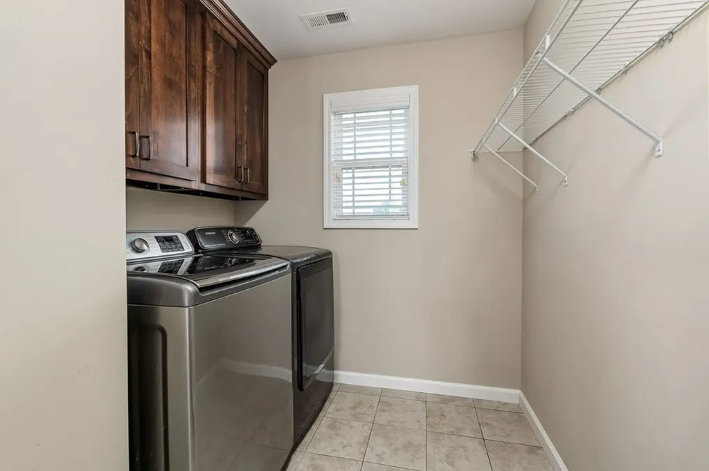 3701 Carlisle Cookeville TN 38501