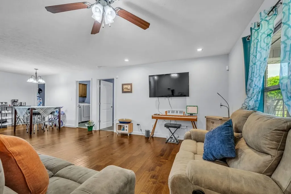 2164 Akersville Road Lafayette TN 37083