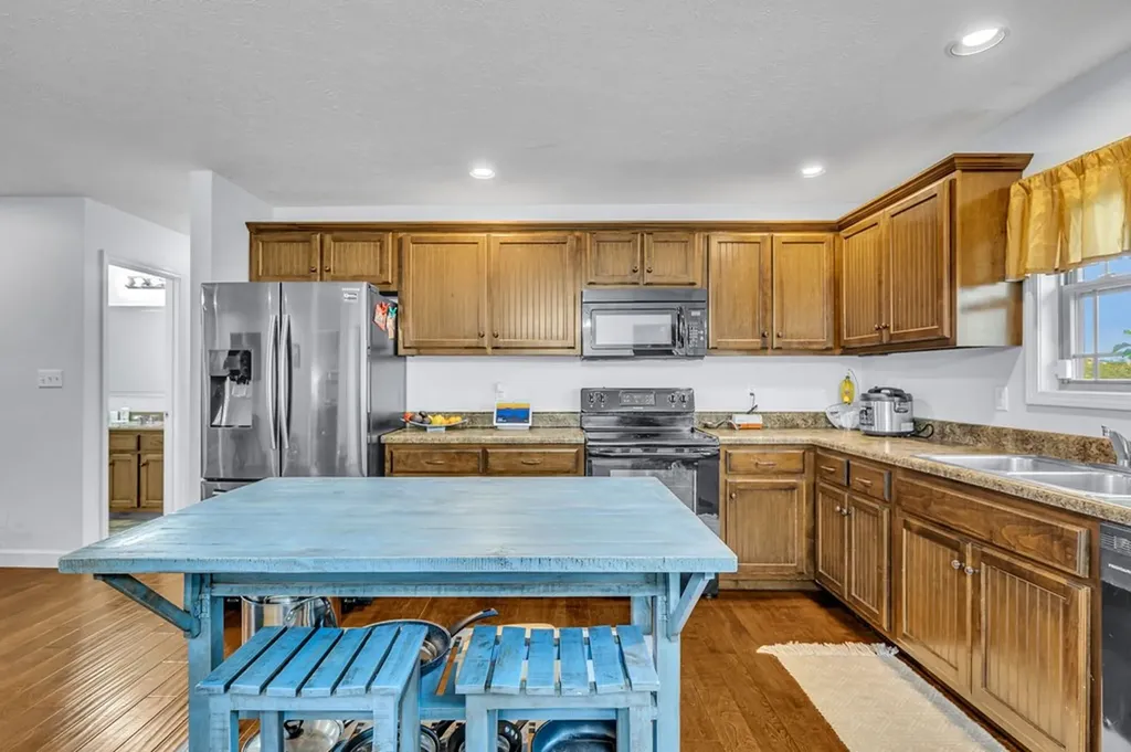 2164 Akersville Road Lafayette TN 37083