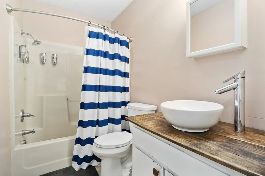 154 Old Standing Stone Road Livingston TN 38570