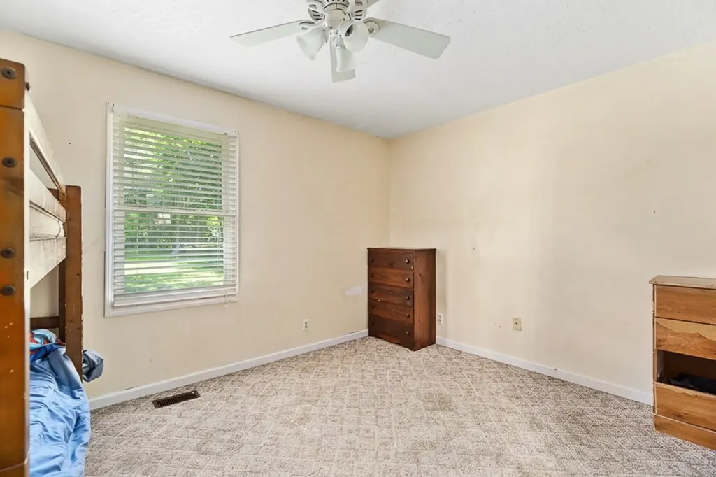 154 Old Standing Stone Road Livingston TN 38570