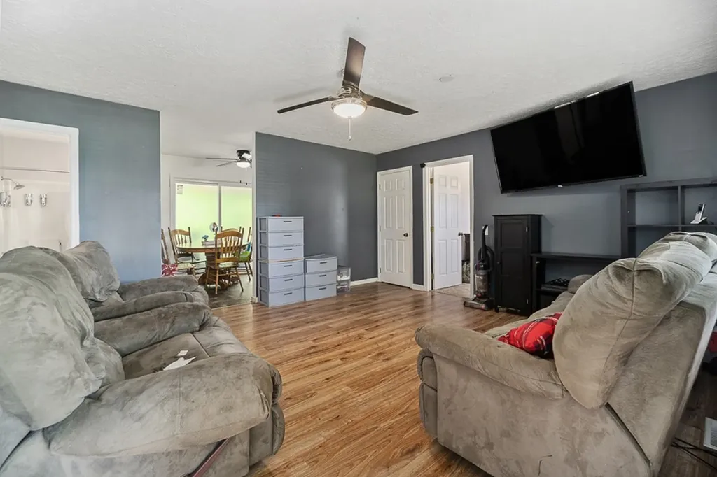 154 Old Standing Stone Road Livingston TN 38570