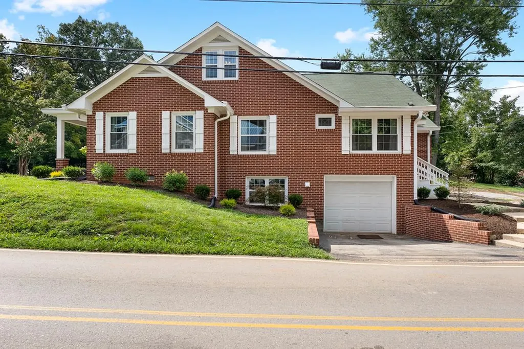 316 Gaines Sparta TN 38583