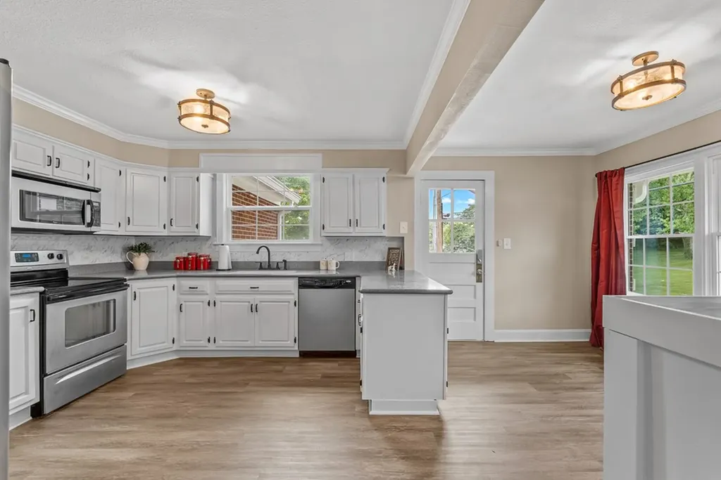 316 Gaines Sparta TN 38583