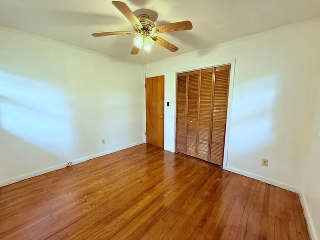 1873 Francis Ferry Road Mcminnville TN 37110