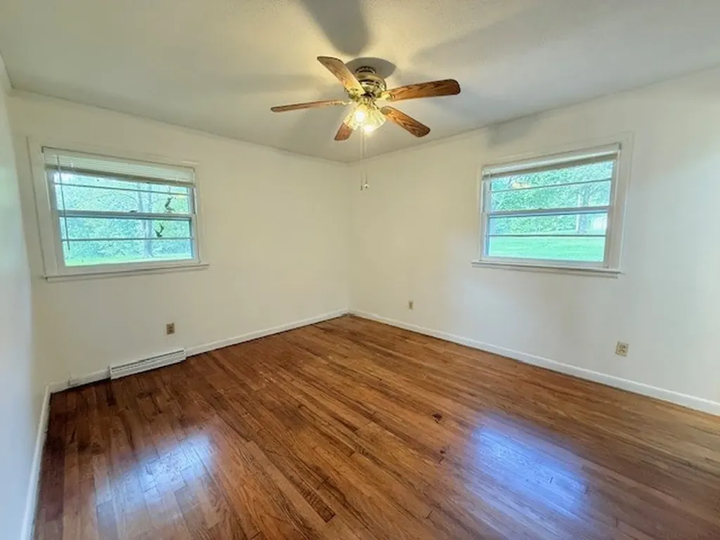 1873 Francis Ferry Road Mcminnville TN 37110