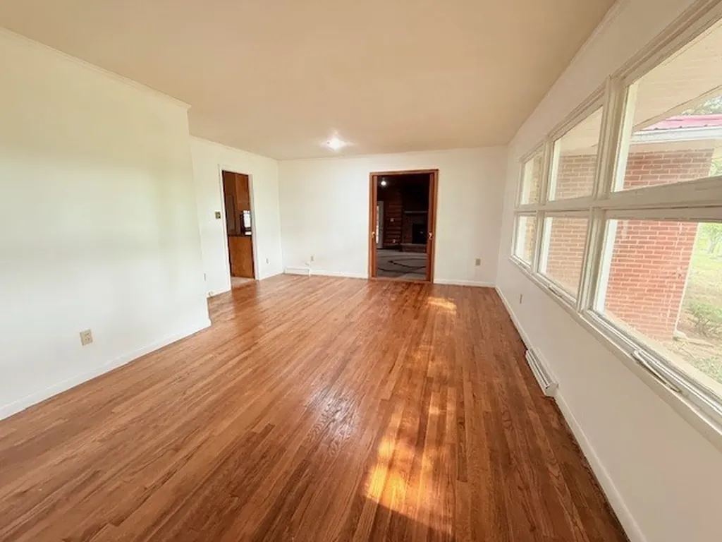 1873 Francis Ferry Road Mcminnville TN 37110