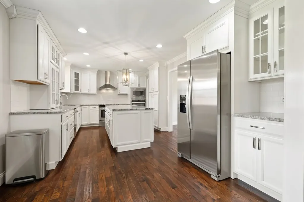 801 Iris Street Cookeville TN 38501-3834
