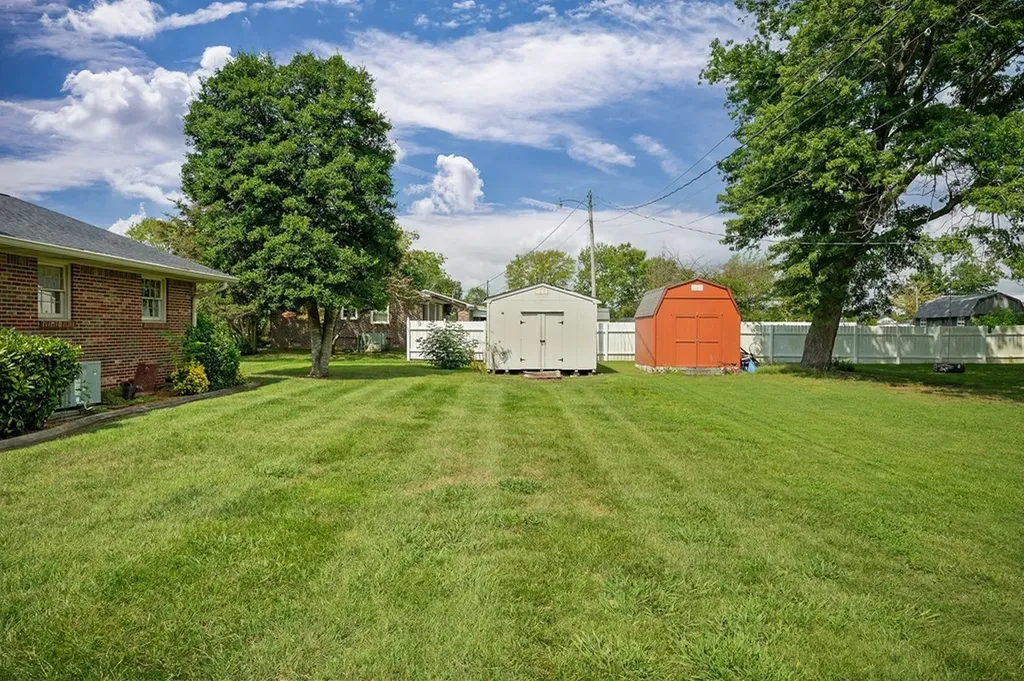 801 Iris Street Cookeville TN 38501-3834
