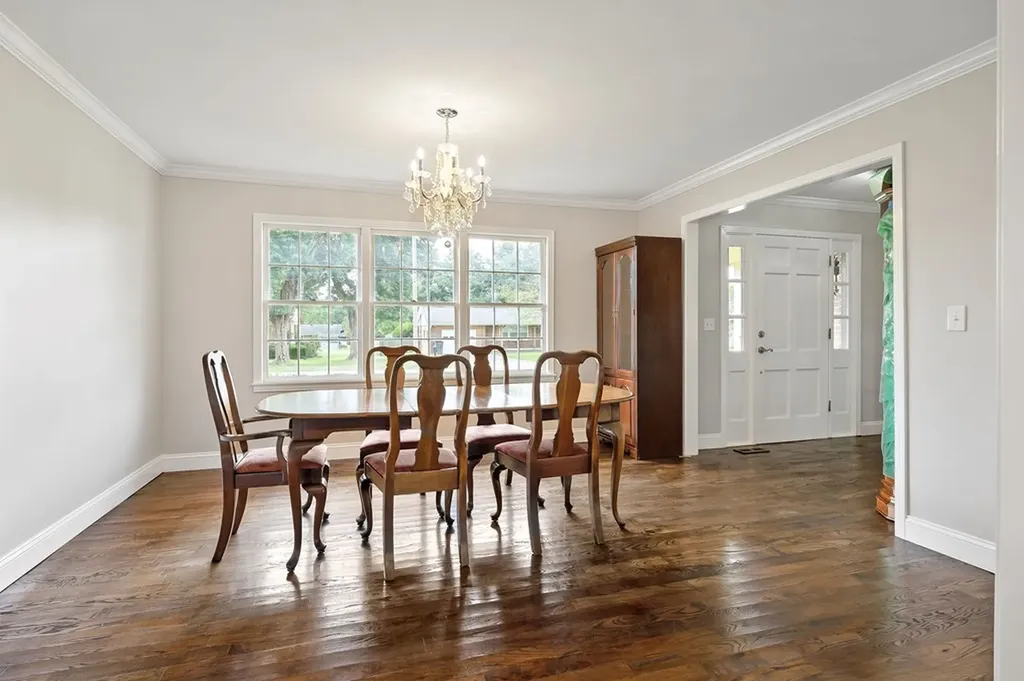 801 Iris Street Cookeville TN 38501-3834