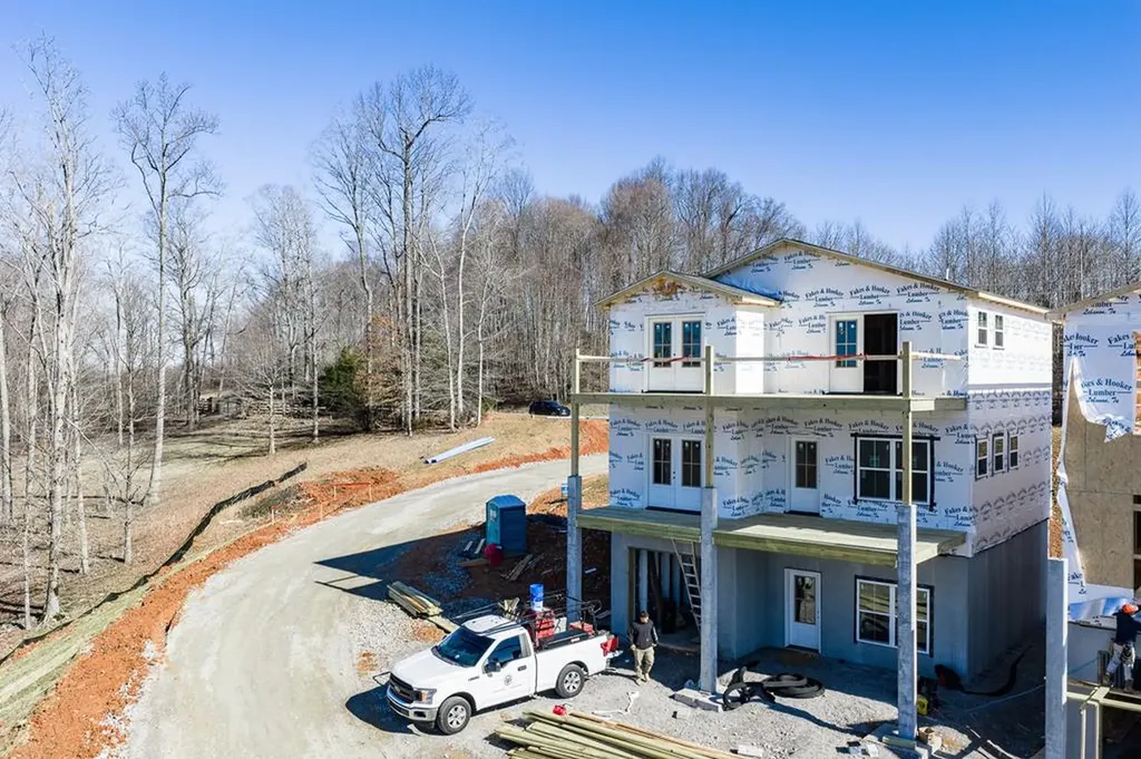 1 Valley Vista Road Byrdstown TN 38549