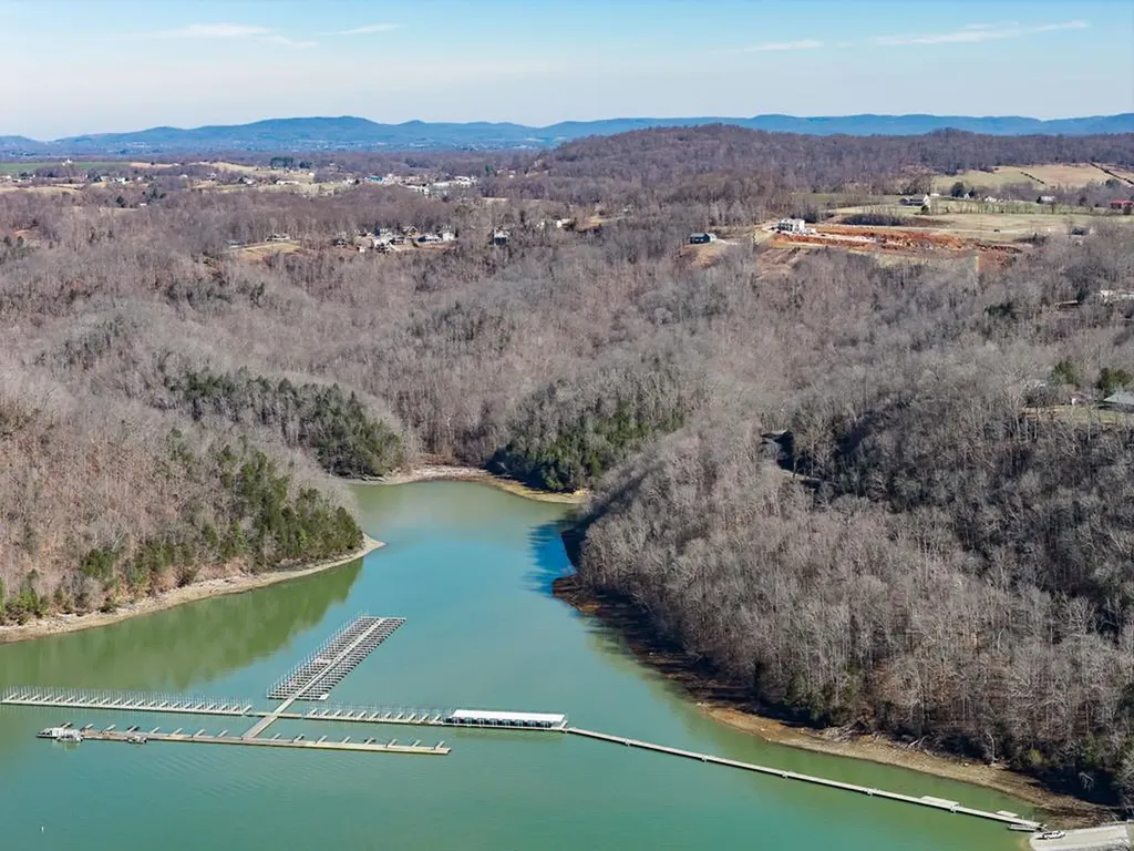 1 Valley Vista Road Byrdstown TN 38549
