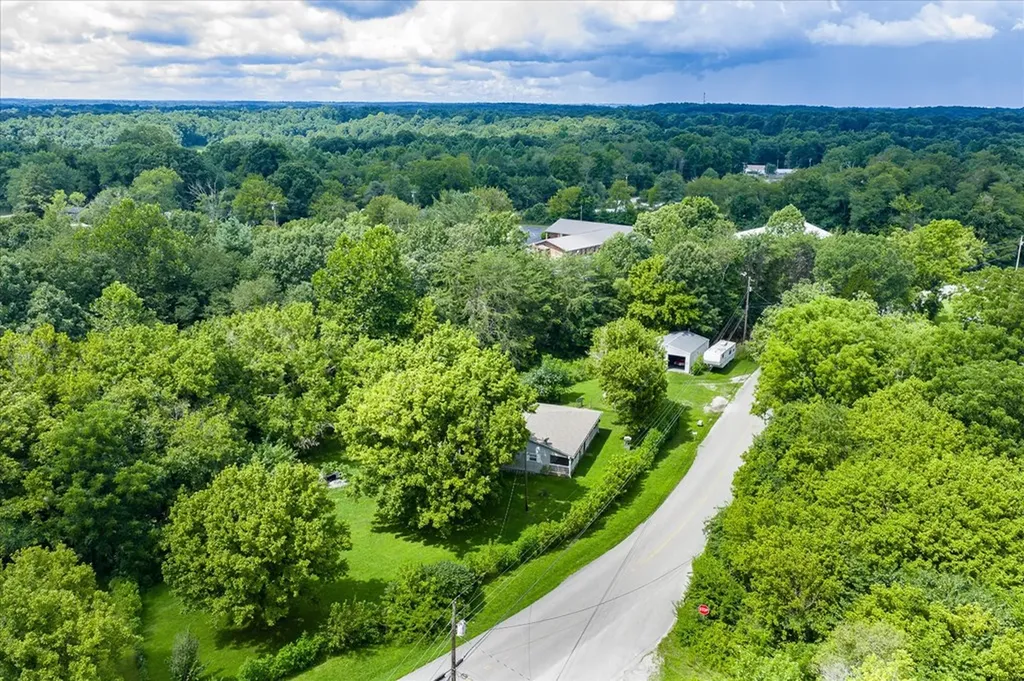 1676 Chestnut Hill Road Crossville TN 38555