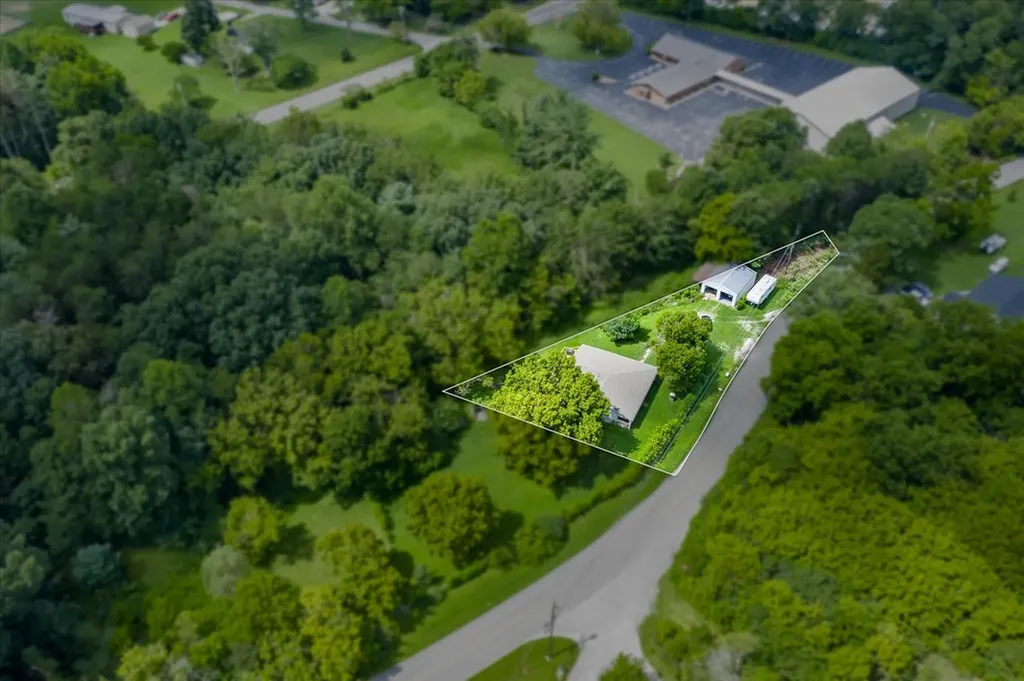 1676 Chestnut Hill Road Crossville TN 38555