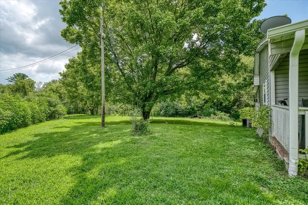 1676 Chestnut Hill Road Crossville TN 38555