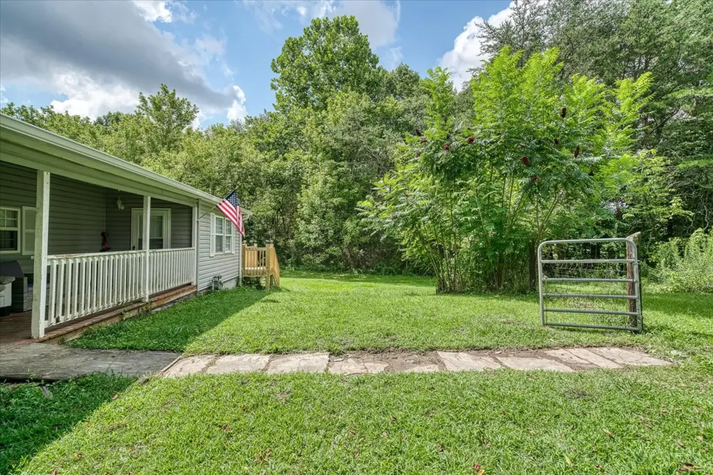 1676 Chestnut Hill Road Crossville TN 38555