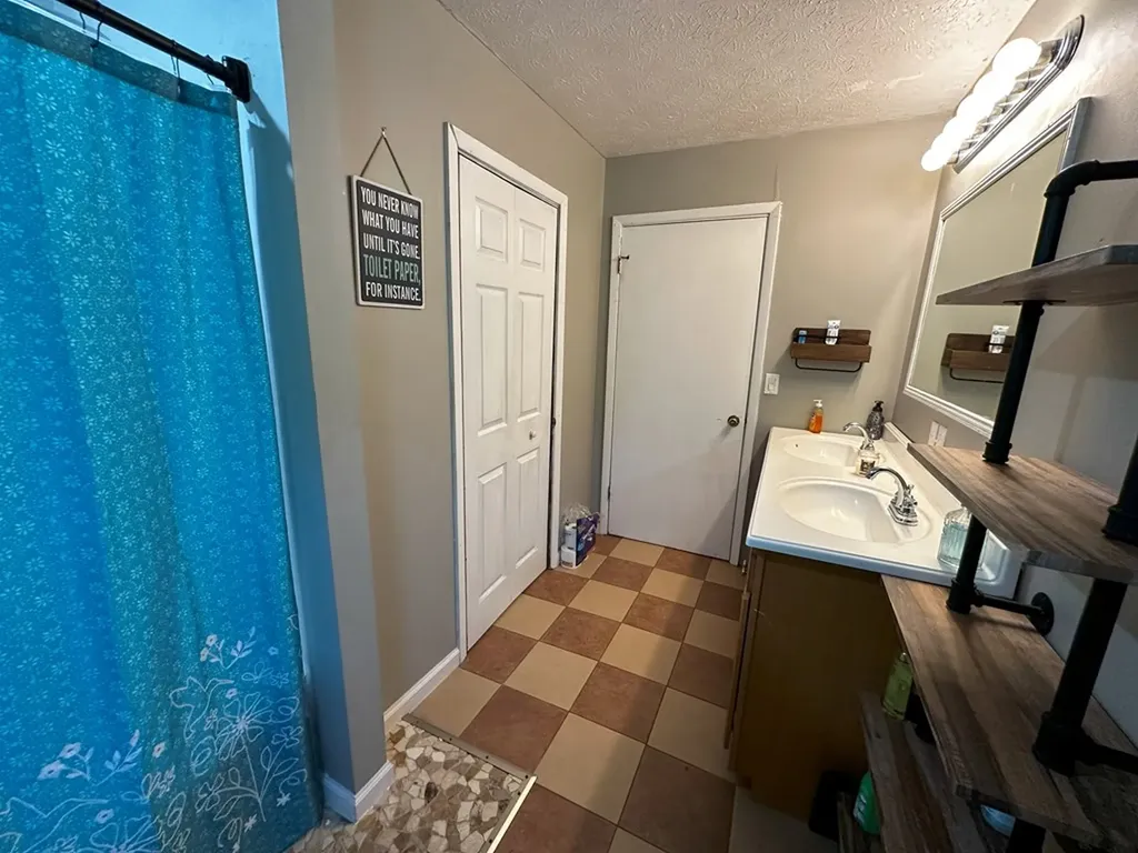 171 Brushwood Drive Sparta TN 38583