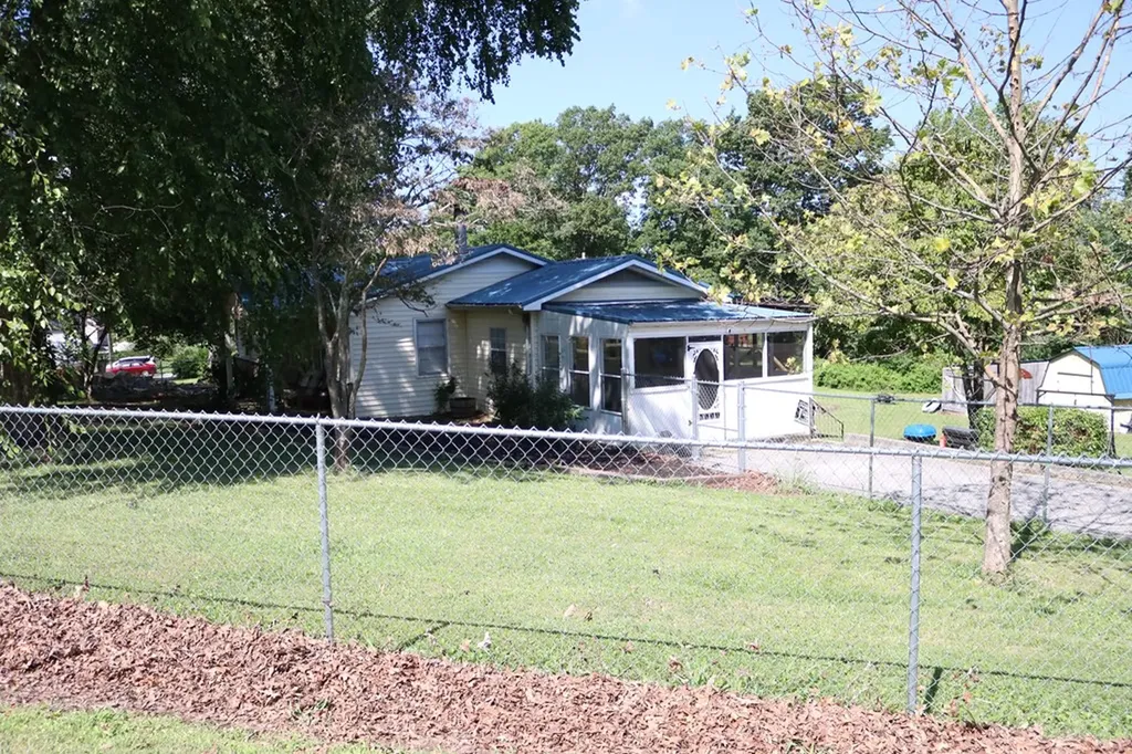 171 Brushwood Drive Sparta TN 38583