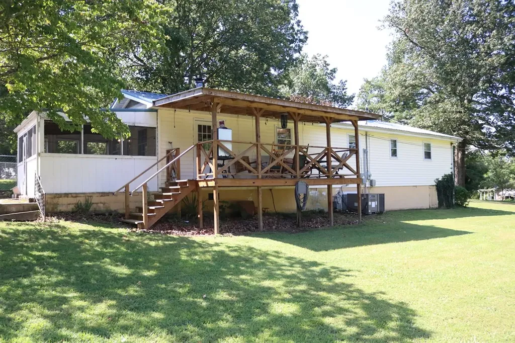 171 Brushwood Drive Sparta TN 38583