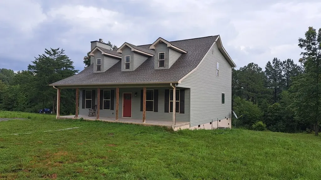 899 Flat Rock Road Crossville TN 38572