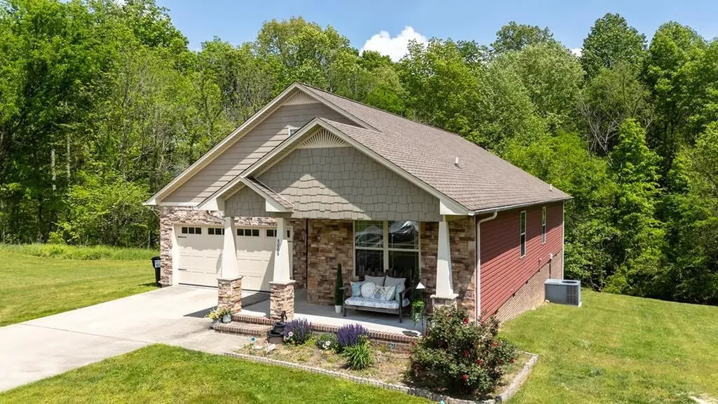 5006 SW Hayden Court Baxter TN 38544