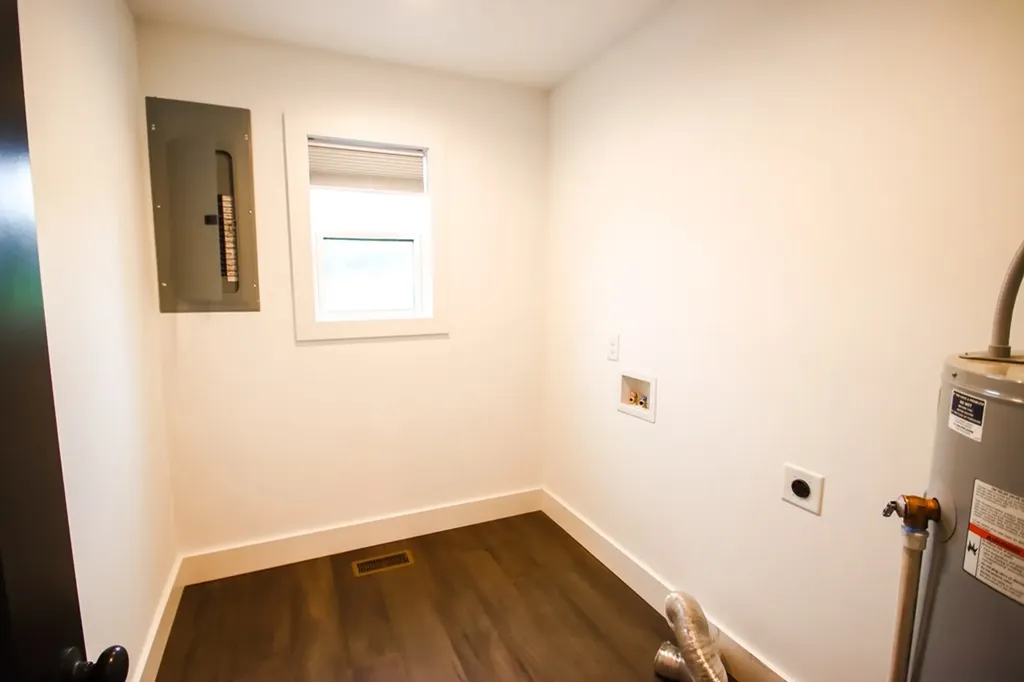 191 Rustling Oaks Sparta TN 38583