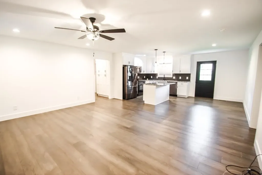 191 Rustling Oaks Sparta TN 38583