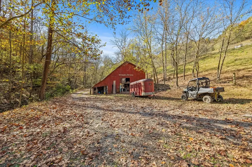 89 Ouchonder Road Elmwood TN 38560