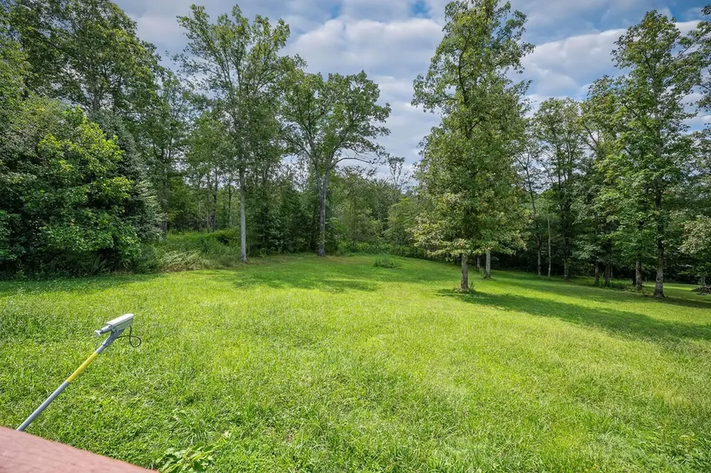 441 Daymon Circle Crossville TN 38572