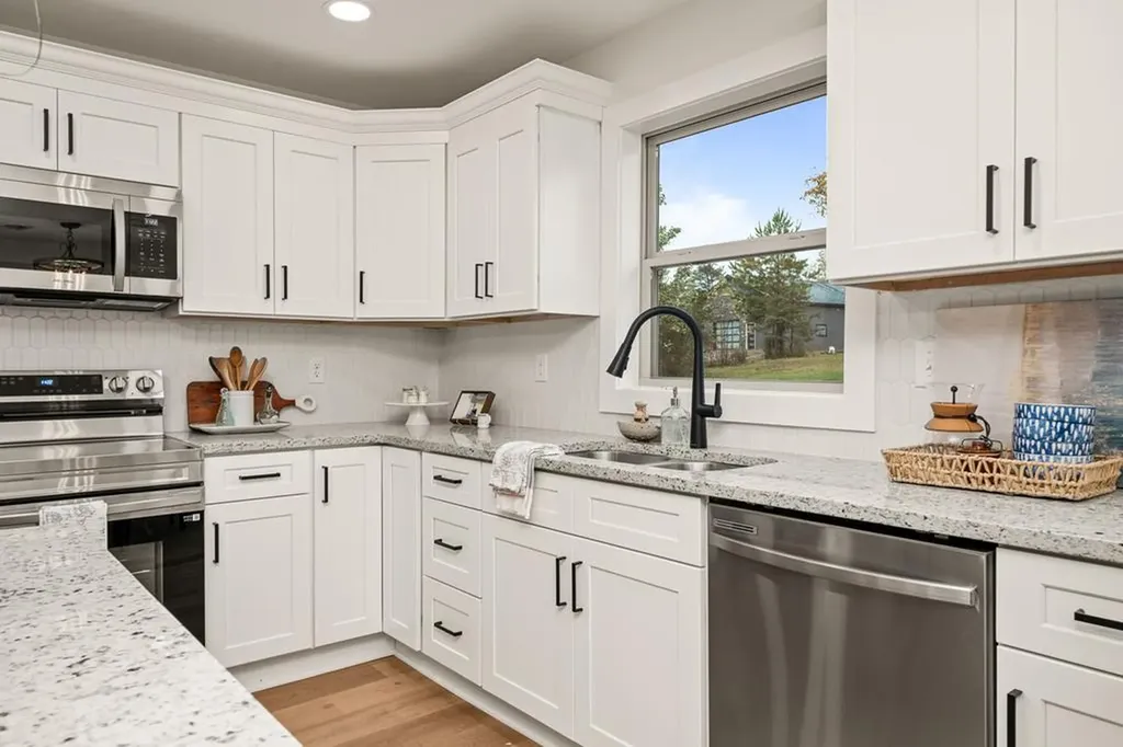 912 Jackson Avenue Monterey TN 38574-1632