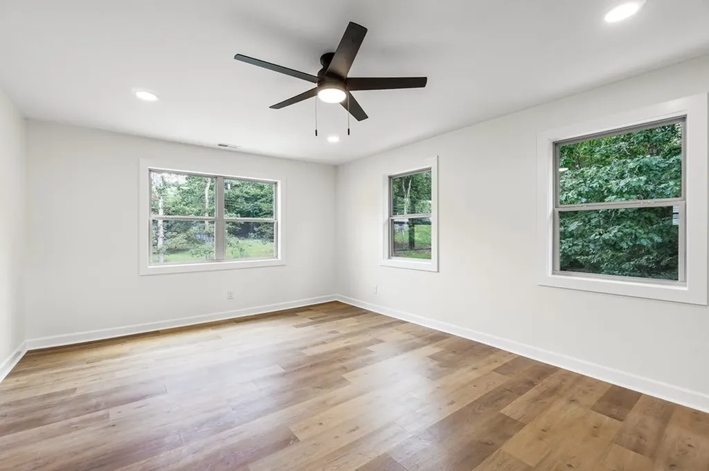 912 Jackson Avenue Monterey TN 38574-1632