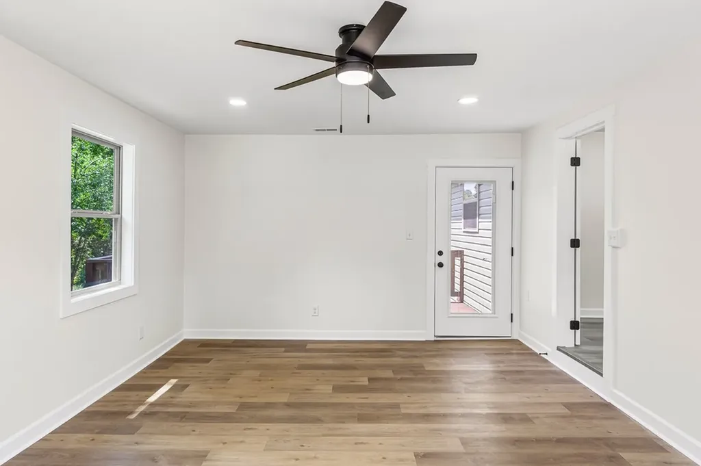 912 Jackson Avenue Monterey TN 38574-1632