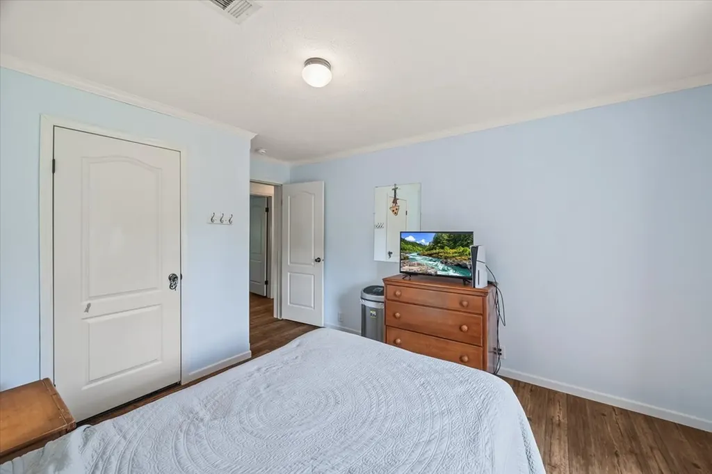 142 Tobe Lane Celina TN 38551