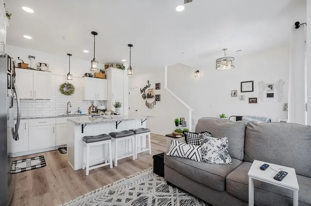 1038 E Main Street Unit 102 Livingston TN 38570